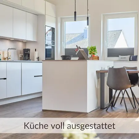 Haus Meerzeit, Steg, 250 M Vom Strand, Hunde Willkommen Lejlighed Lübeck