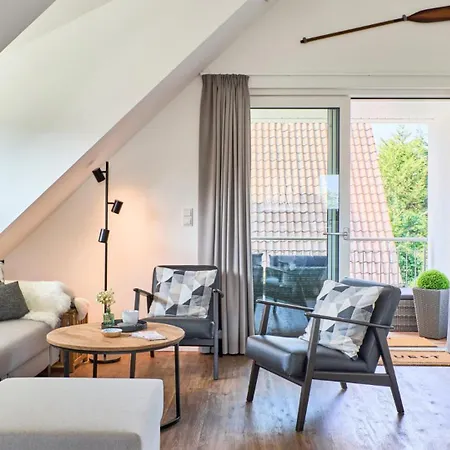 Haus Meerzeit, Steg, 250 M Vom Strand, Hunde Willkommen Lägenhet *